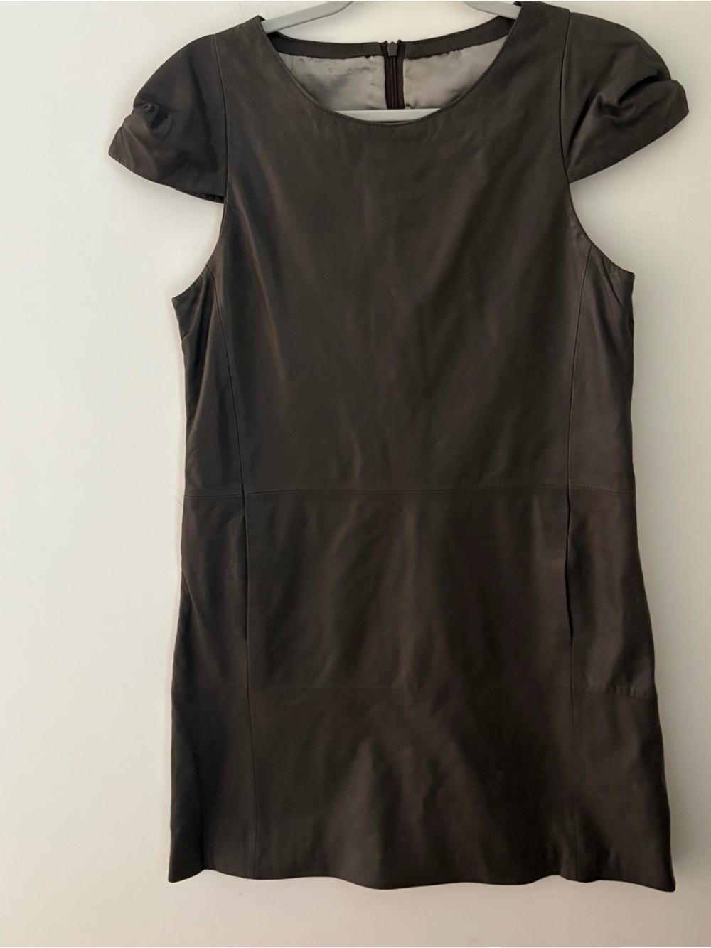 Sita Murt lamb skin genuine leather, gray-green color short sleeves Size Large
